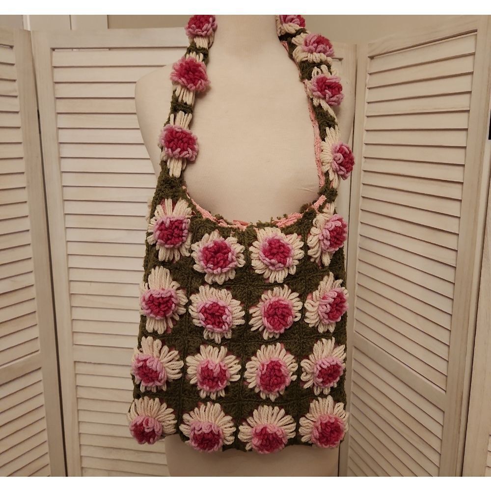 Handcrafted Floral Knited Shoulder Bag NWOT